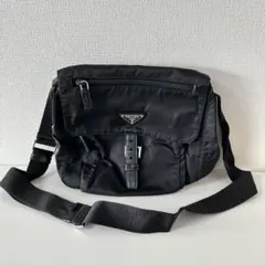 PRADA ナイロン ショルダーバッグ ブラックのサムネイル