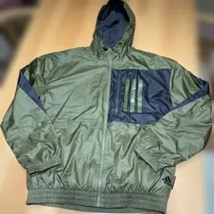 adidas ウィンドブレーカー