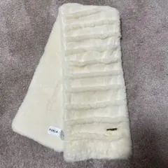 FURLA アイボリー ファーマフラー