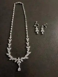 シルバー リーフモチーフ ネックレス イヤリングセット