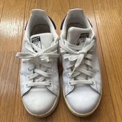 adidasスタンスミス　紺　22.5