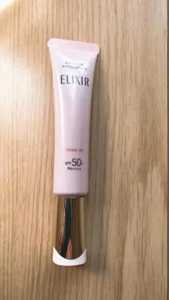 エリクシール デーケアレボリューション トーンアップSP+aa