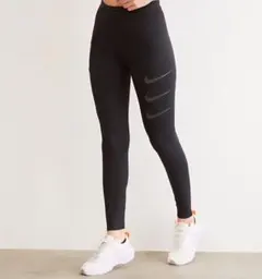 Nike オールブラック サイドロゴ レギンス S