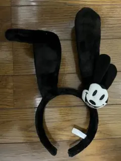 オズワルド カチューシャ 黒