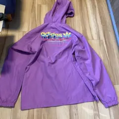 adidas フード付きパープルマウンテンパーカー