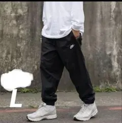 ナイキ NIKE ジョガーパンツ L 黒 ウーブン トラックパンツ テーパード