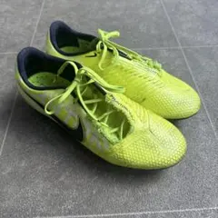 NIKE PHANTOM VNM サッカースパイク　ファントムヴェノム　エリート