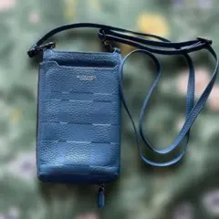 BLACK LABEL CRESTBRIDGE スマホショルダーバッグのサムネイル
