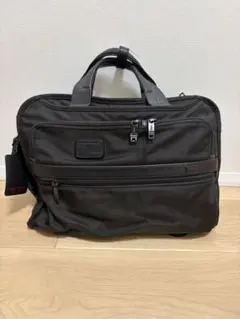 TUMI ALPHA2 4輪Deluxe Brief キャリーケース - メルカリ