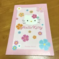Hello Kitty ポケットアルバム 40枚収納のサムネイル