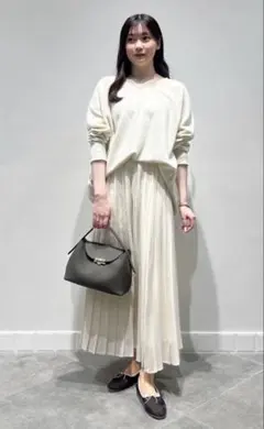 新品タグ付き　昨年購入　IENA Fine ニュージーウール ニュアンス ニット