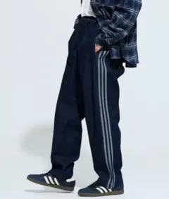 adidas アディカラー ルーズ トラックパンツ デニム　希少サイズのサムネイル