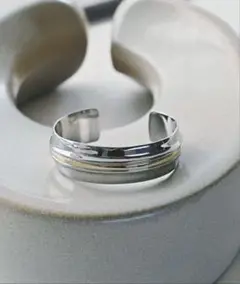 GOLD COMBINATION BOLD METAL BANGLE
