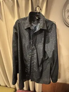 現行　WIC.ライト プリント ロングスリーブシャツ　美品　　薄手