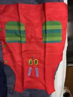 はらぺこあおむしエプロン