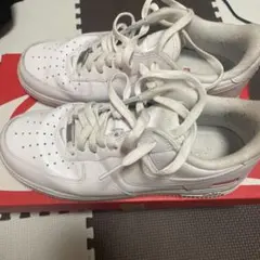 Nike Air Force 1 Supreme ホワイト
