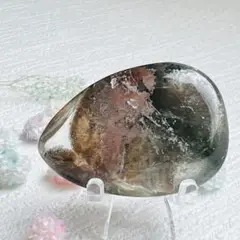 複数虹入り ガーデンクォーツ パーム