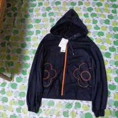 マリークワント 新作店頭完売色 定価以下配色ロゴ刺繍ブラックパーカー 送料込み MARY QUANT パーカー マリークワント mary quant ロゴ