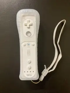 【最終値下】Wiiリモコン ホワイト カバー＆ストラップ付き