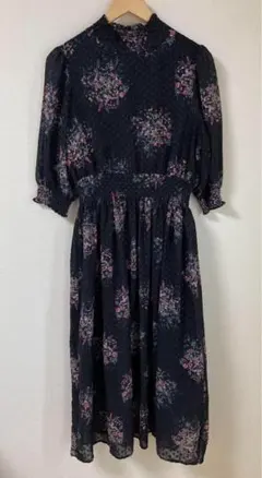 merlot plus 花柄パフスリーブワンピース