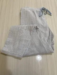 週末値下げユニクロ フリースパンツ ルームウェア パジャマ Lサイズ 花柄 水色