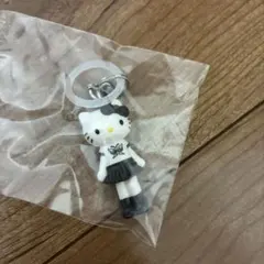 平成レトロ ゴスロリハローキティボールチェーンマスコット - メルカリ