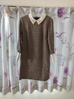 ジルスチュアートブラウン系チェック襟付きワンピース