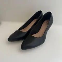clarks パンプス