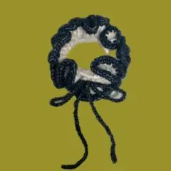 ふわふわモヘア　ロングリボン　フリルシュシュ　ハンドメイド　かぎ針編み