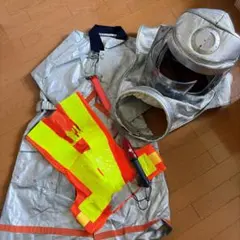 実物　防火服 消防隊 耐火服 ファイヤーマンコートフルセットのサムネイル