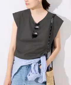 新品タグ付 SLOBE IENA フレンチスリーブ プルオーバー Tシャツ