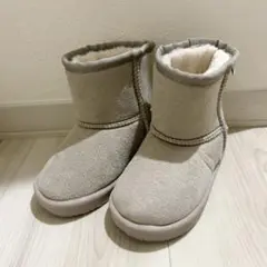 Item thumbnail for item 2a5ad44b-b9ce-4fd3-b318-9af51dd8f3c1