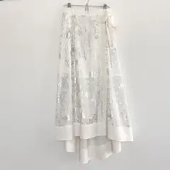 リリーブラウン　箔プリント花柄スカート