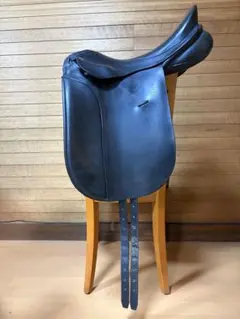 Harrison & Brown ハリソンブラウン乗馬鞍 16.5ダークブラウン - メルカリ