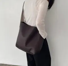 TOPKAPI EFOLE★軽量ワイドベルトショルダーバッグ