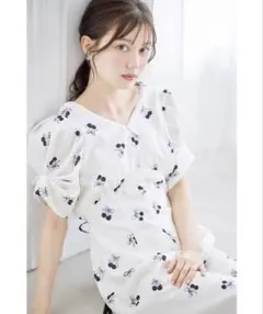 toccocloset後ろりぼん付きチェリーリボンプリント袖コンシャスワンピース