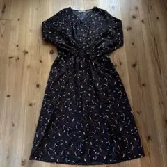 NICE CLAUP花柄Vネック長袖ロングワンピース