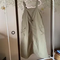 GU カーキ サロペットワンピース M