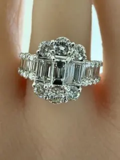 ダイヤモンドリング ダイヤモンド 2,564ct - メルカリ