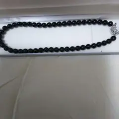 オニキスビーズネックレス クリスタルチャーム付き