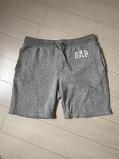 GAP グレー ショートパンツ L