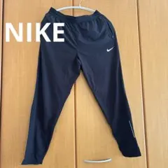NIKE ランニングパンツ　S 吸汗速乾 軽量 通気性 ドライフィット