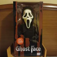 MEZCO MDS Mega Scale Ghost Face フィギュア