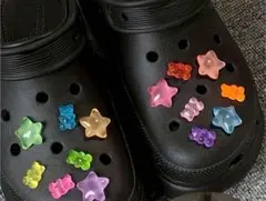 再入荷 クマ くま 熊 ベア 星　クロックスアクセサリー　ジビッツ サンダル