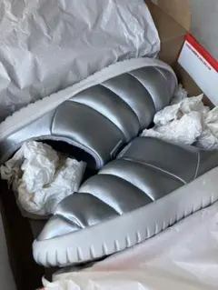 NIKE バロウ　サンダル　シルバー28cm 未使用　箱付き