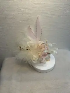 華やかなフラワーヘアコーム