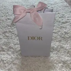 DIOR ホワイト ショップ袋 ピンクリボン付き