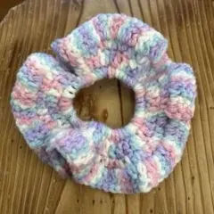 ハンドメイド　フリルニットシュシュ