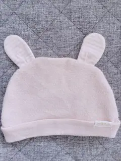 プティマイン ウサギ耳付きピンクベビー帽子
