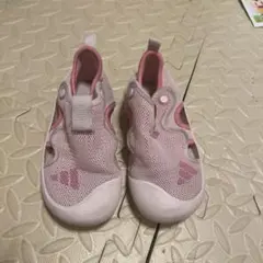 adidas キッズシューズ ピンク